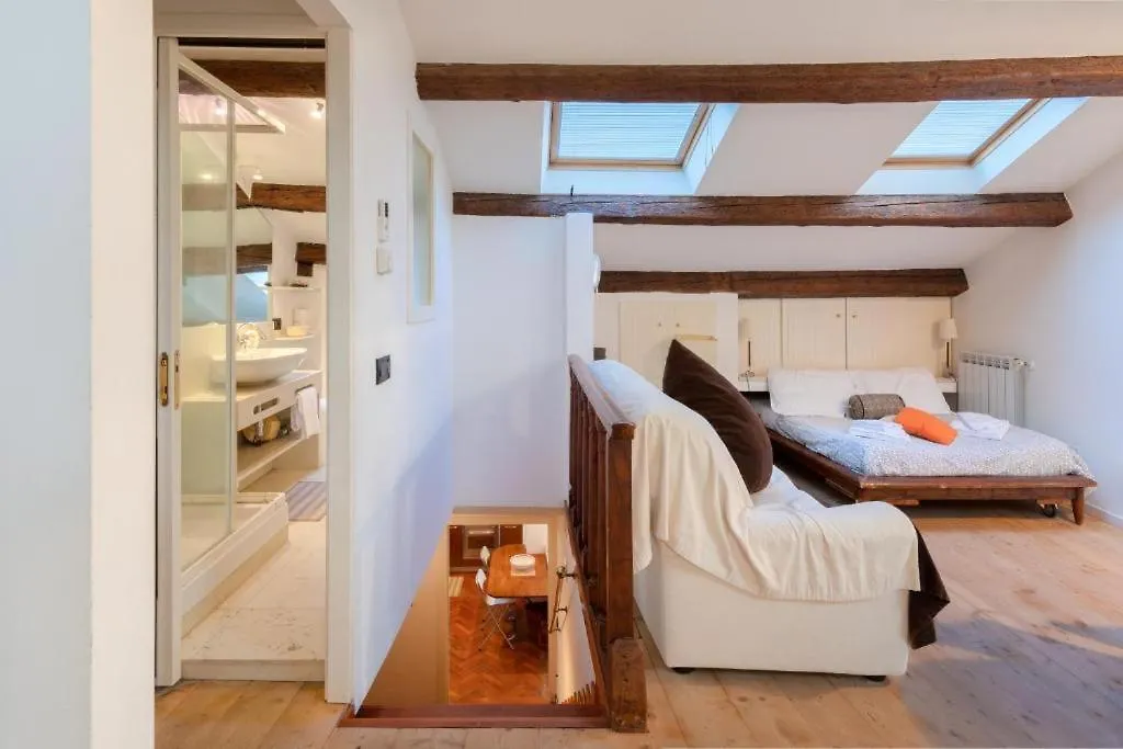 Cozy Attico Dei Furlani Up 4 Persons, Wifi And A/C Apartment Venice 0*,